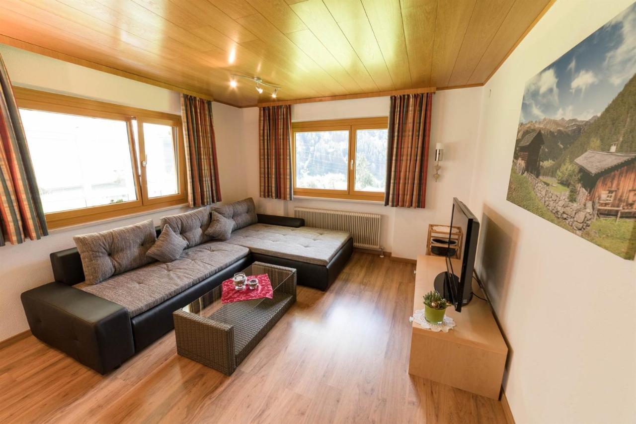 סנט גלנקירש Gaestehaus Laurin מראה חיצוני תמונה