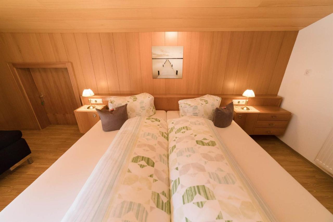 סנט גלנקירש Gaestehaus Laurin מראה חיצוני תמונה