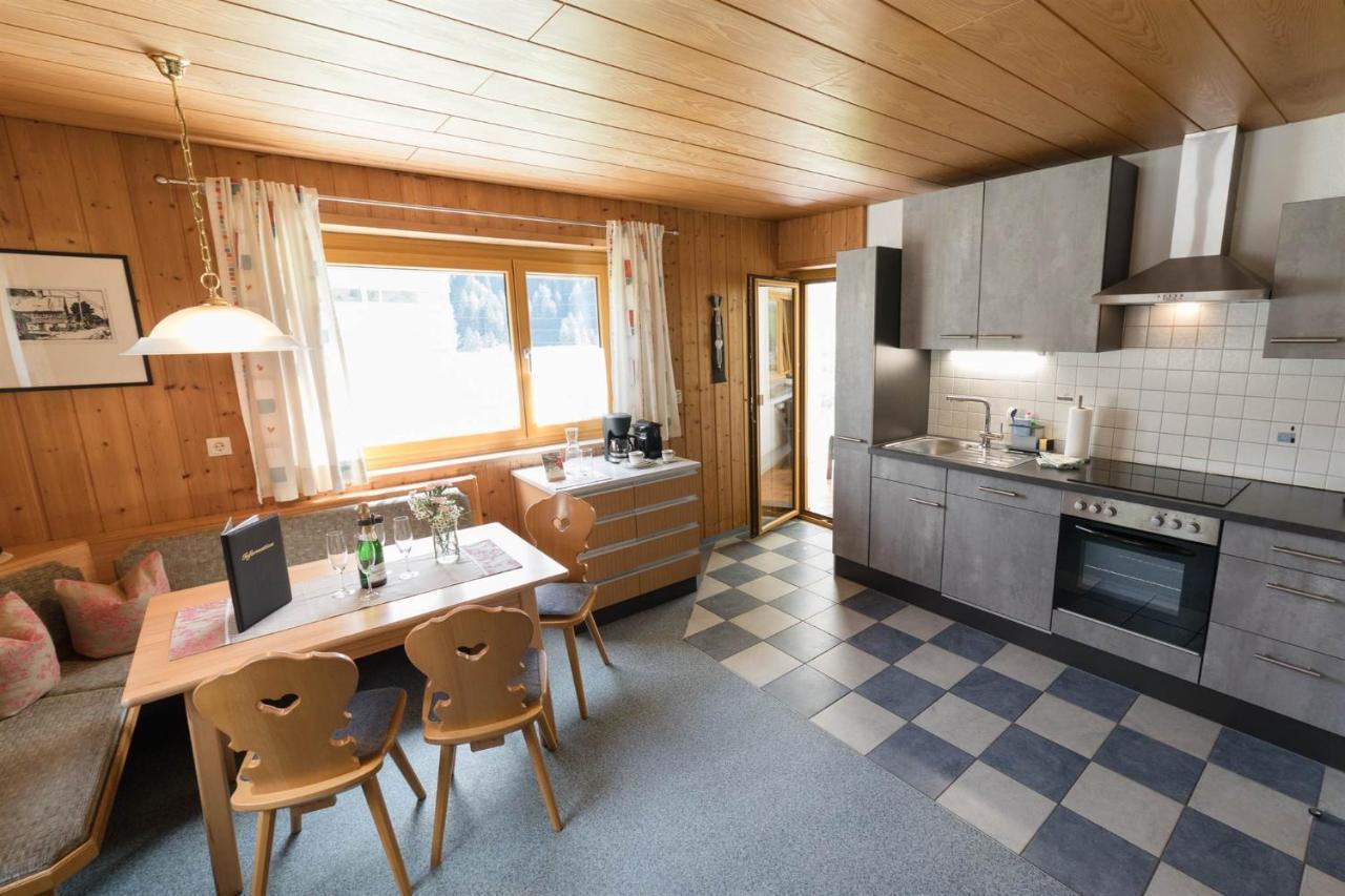 סנט גלנקירש Gaestehaus Laurin מראה חיצוני תמונה